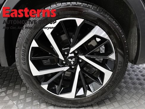 Used 2024 Mitsubishi Outlander SE AWD/4WD image 8