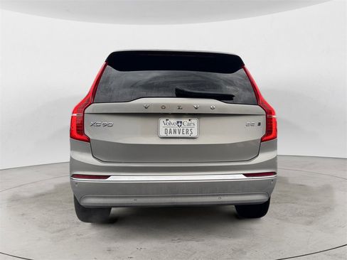 Certified 2024 Volvo XC90 B5 Core w/ Climate Package image 4