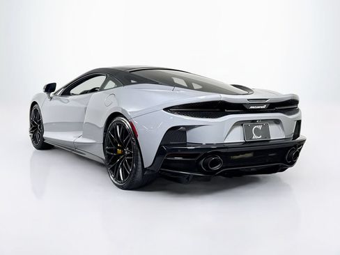 Used 2023 McLaren GT RWD image 3