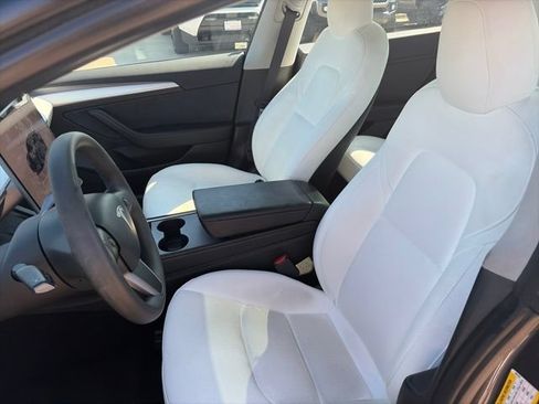 Used 2023 Tesla Model 3 Standard Range RWD image 12