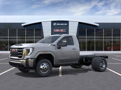 New 2026 GMC Sierra 3500 SLE