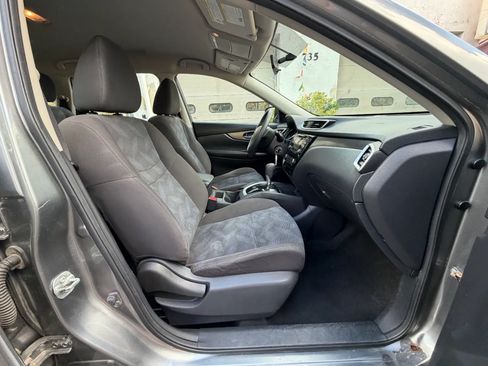 Used 2016 Nissan Rogue S AWD/4WD image 31