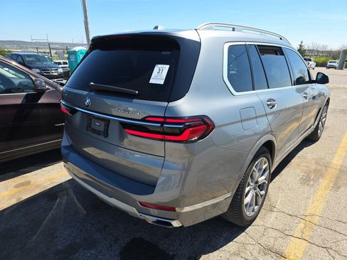 Used 2023 BMW X7 xDrive40i w/ Premium Package image 6