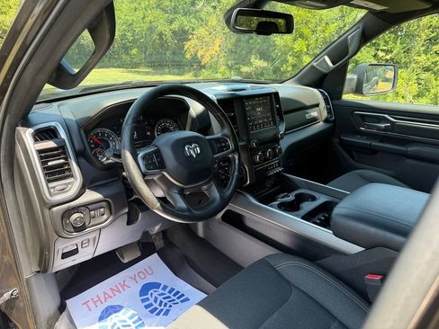 Used 2019 RAM 1500 Big Horn AWD/4WD image 11