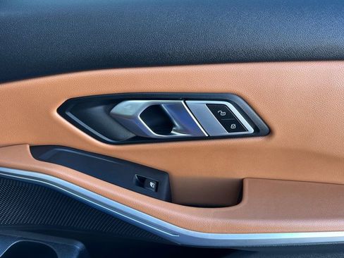 Used 2023 BMW 330e w/ M Sport Package image 18