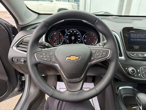 Used 2024 Chevrolet Malibu LT image 12