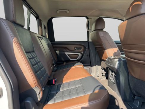 Used 2019 Nissan Titan Platinum Reserve w/ Platinum Utility Package AWD/4WD image 32
