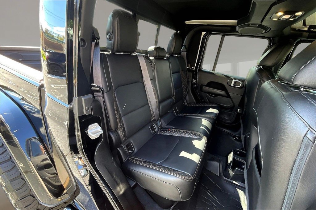 Used 2022 Jeep Gladiator Overland AWD/4WD image 23