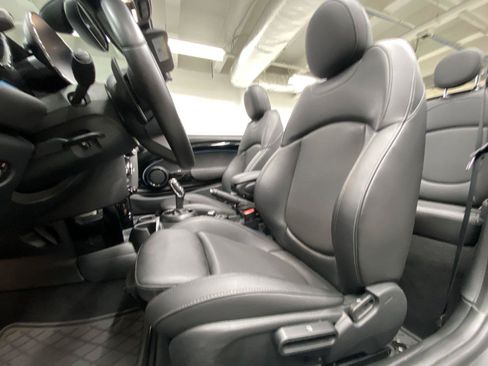 Used 2023 MINI Cooper S FWD image 17