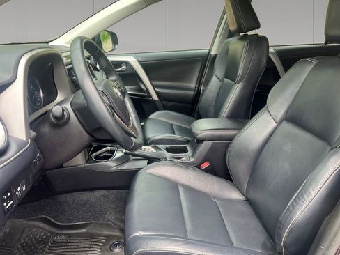 Used 2016 Toyota RAV4 Limited AWD/4WD image 10