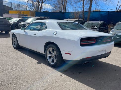 Used 2017 Dodge Challenger SXT w/ Cold Weather Group RWD image 4