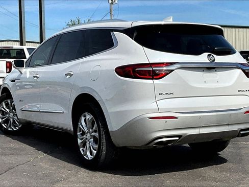 Used 2018 Buick Enclave Avenir w/ Avenir Technology Package FWD image 12