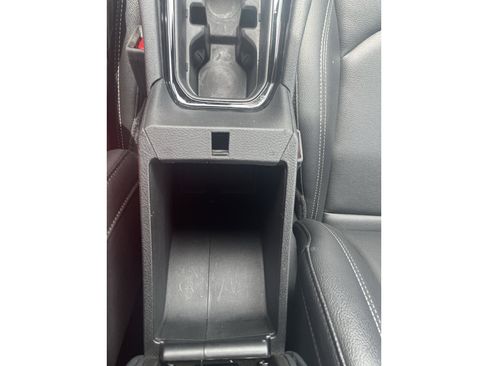 Used 2025 Jeep Compass Limited AWD/4WD image 19