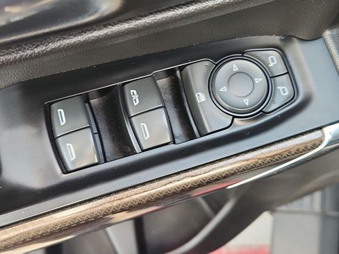 Used 2019 Chevrolet Silverado 1500 LT w/ Texas Edition RWD image 31