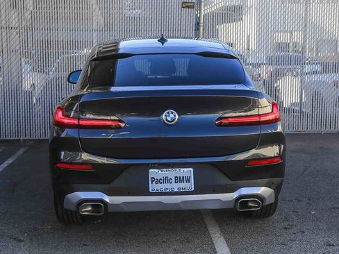 Used 2025 BMW X4 xDrive30i image 5