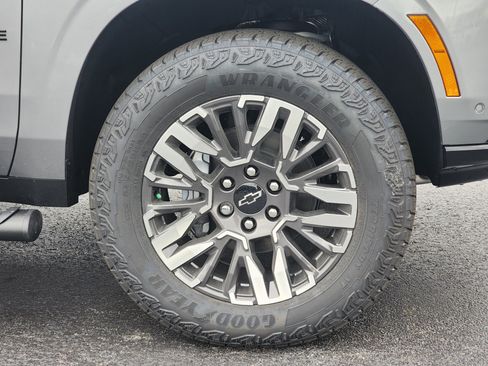 New 2026 Chevrolet Tahoe Z71 w/ Comfort Package image 6