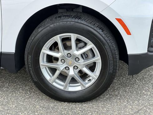 Used 2023 Chevrolet Equinox LS w/ LS Convenience Package image 6