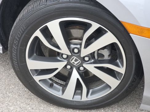 Used 2023 Honda Odyssey Touring image 19