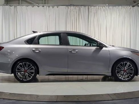 Used 2023 Kia Forte GT w/ GT2 Package image 11