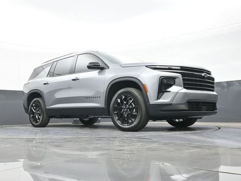 New 2026 Chevrolet Traverse LT w/ Midnight/Sport Edition FWD image 50