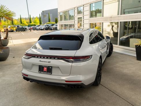 Used 2023 Porsche Panamera 4S AWD/4WD image 7