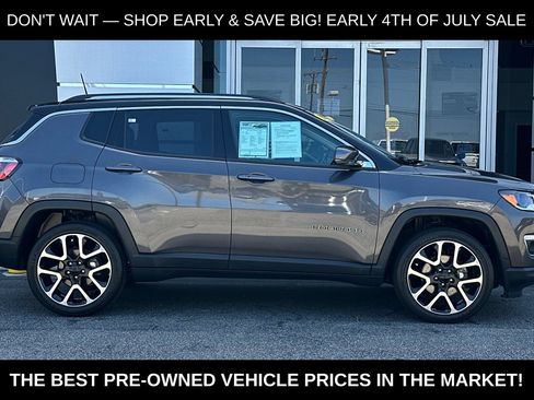 Used 2021 Jeep Compass Limited w/ Sun and Sound Group FWD image 3