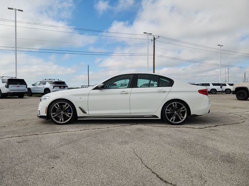 Used 2018 BMW M550i xDrive AWD/4WD image 4