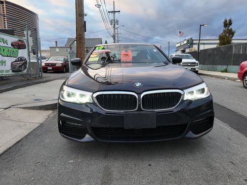Used 2019 BMW 540i xDrive w/ M Sport Package image 4
