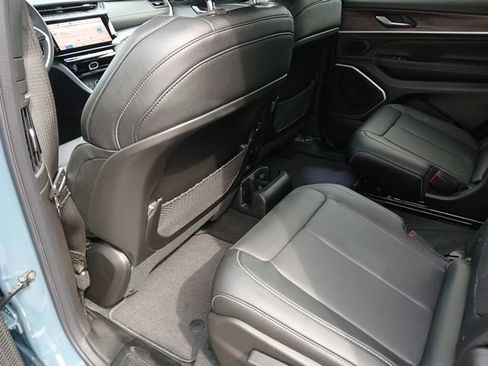 New 2026 Jeep Grand Cherokee L Limited AWD/4WD image 19