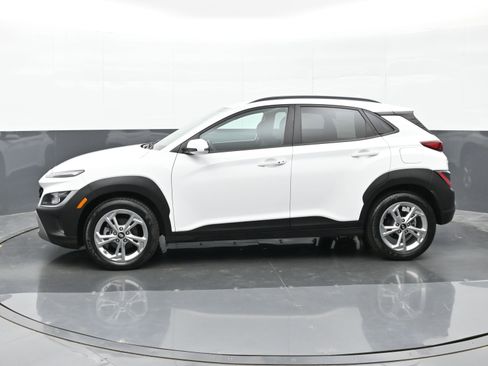Used 2022 Hyundai Kona SEL FWD image 9
