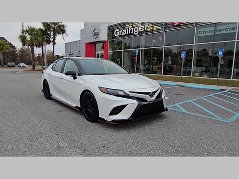 Used 2021 Toyota Camry TRD image 17
