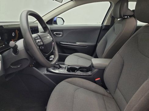 Used 2025 Kia K4 FWD image 17