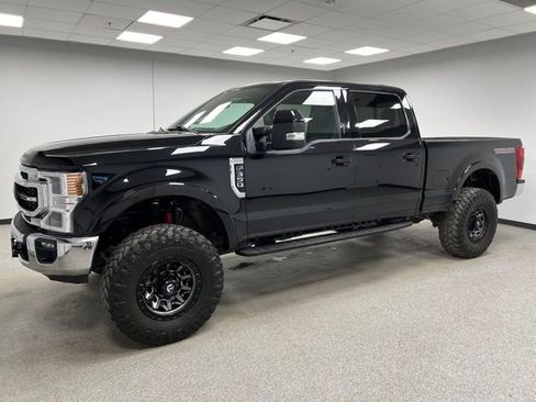 Used 2021 Ford F350 Lariat w/ Tremor Off-Road Package AWD/4WD image 6