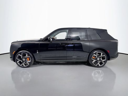 Certified 2026 Rolls-Royce Cullinan Black Badge AWD/4WD image 5