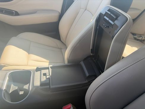 Certified 2025 Subaru Legacy Limited AWD/4WD image 30