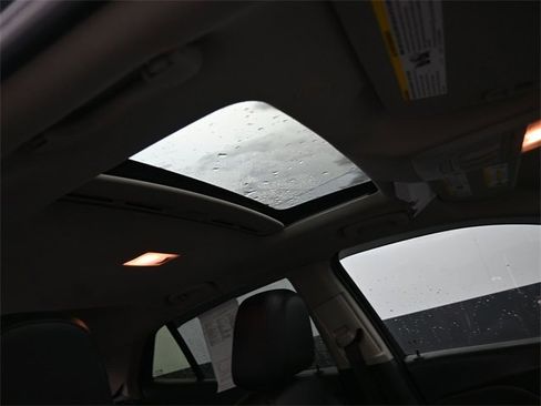 Used 2018 Buick Encore Essence w/ Experience Buick Package image 10