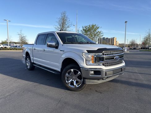 Used 2020 Ford F150 XLT w/ Equipment Group 302A Luxury image 2
