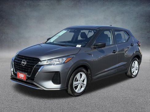 Used 2024 Nissan Kicks S FWD image 8