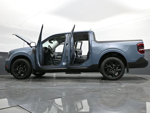 New 2025 Ford Maverick Lariat w/ Black Appearance Package image 37