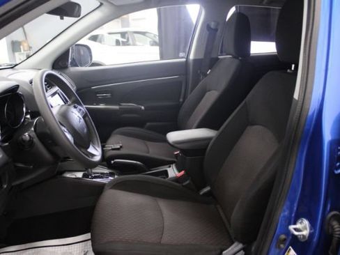 Used 2018 Mitsubishi Outlander Sport LE FWD image 10