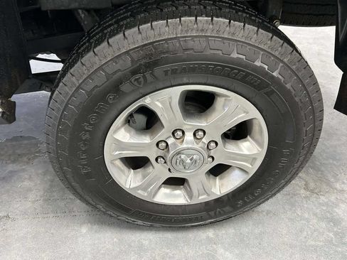 Used 2024 RAM 2500 Big Horn AWD/4WD image 11