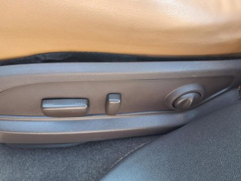 Used 2017 Buick Enclave Leather image 13