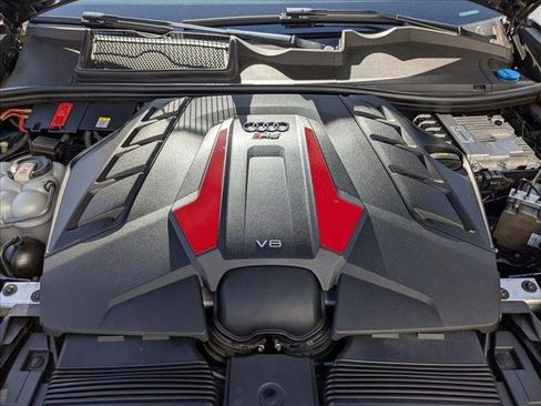 Used 2021 Audi RS Q8 image 25