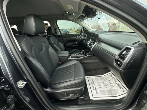 Used 2022 Kia Sorento SX image 26