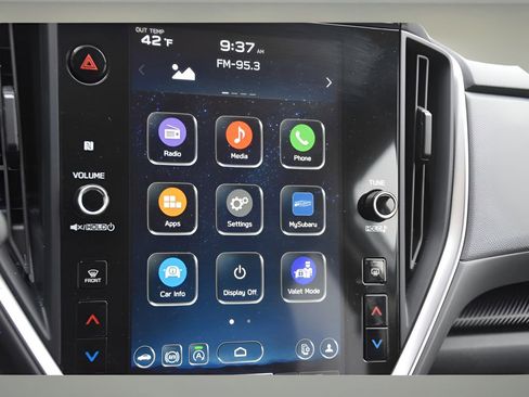 Certified 2025 Subaru Crosstrek 2.0i Premium image 21