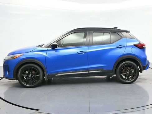 Used 2023 Nissan Kicks SR w/ SR Premium Package FWD image 4