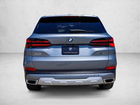 Used 2026 BMW X5 xDrive40i AWD/4WD image 6