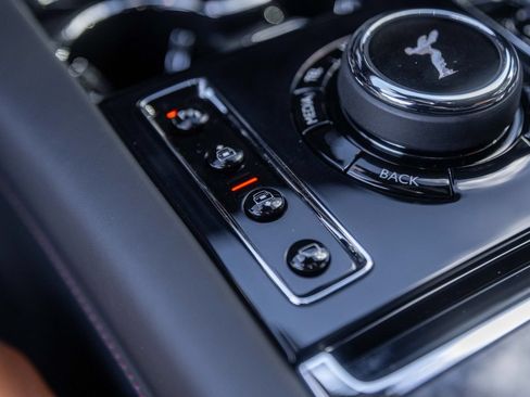 Certified 2025 Rolls-Royce Ghost Black Badge AWD/4WD image 42