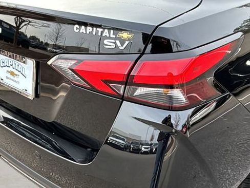 Used 2023 Nissan Versa SV image 36