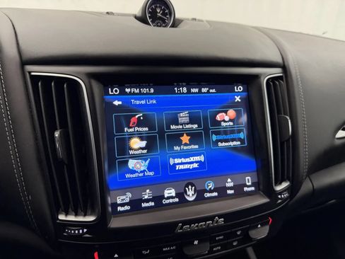 Used 2018 Maserati Levante GranSport AWD/4WD image 26